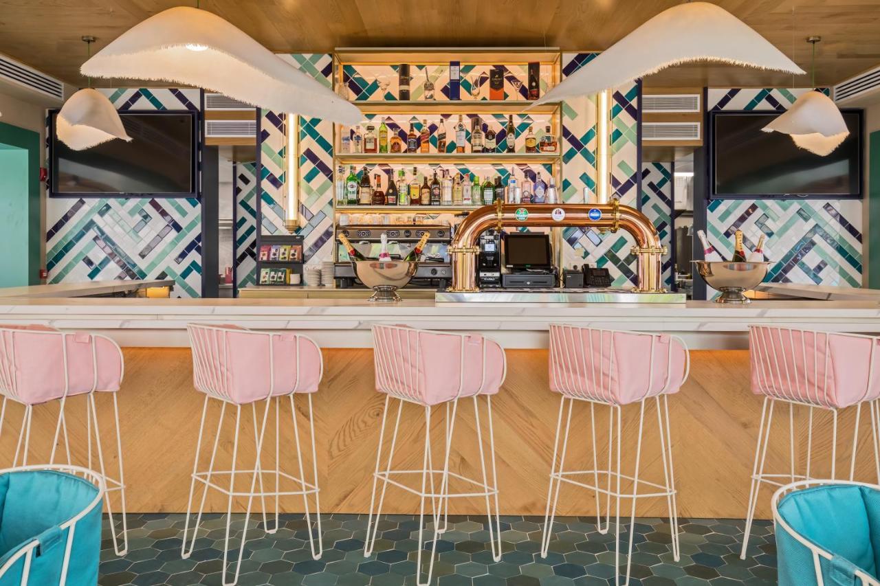 Hotel Barcelo La Nucia Palms Esterno foto The bar at the restaurant