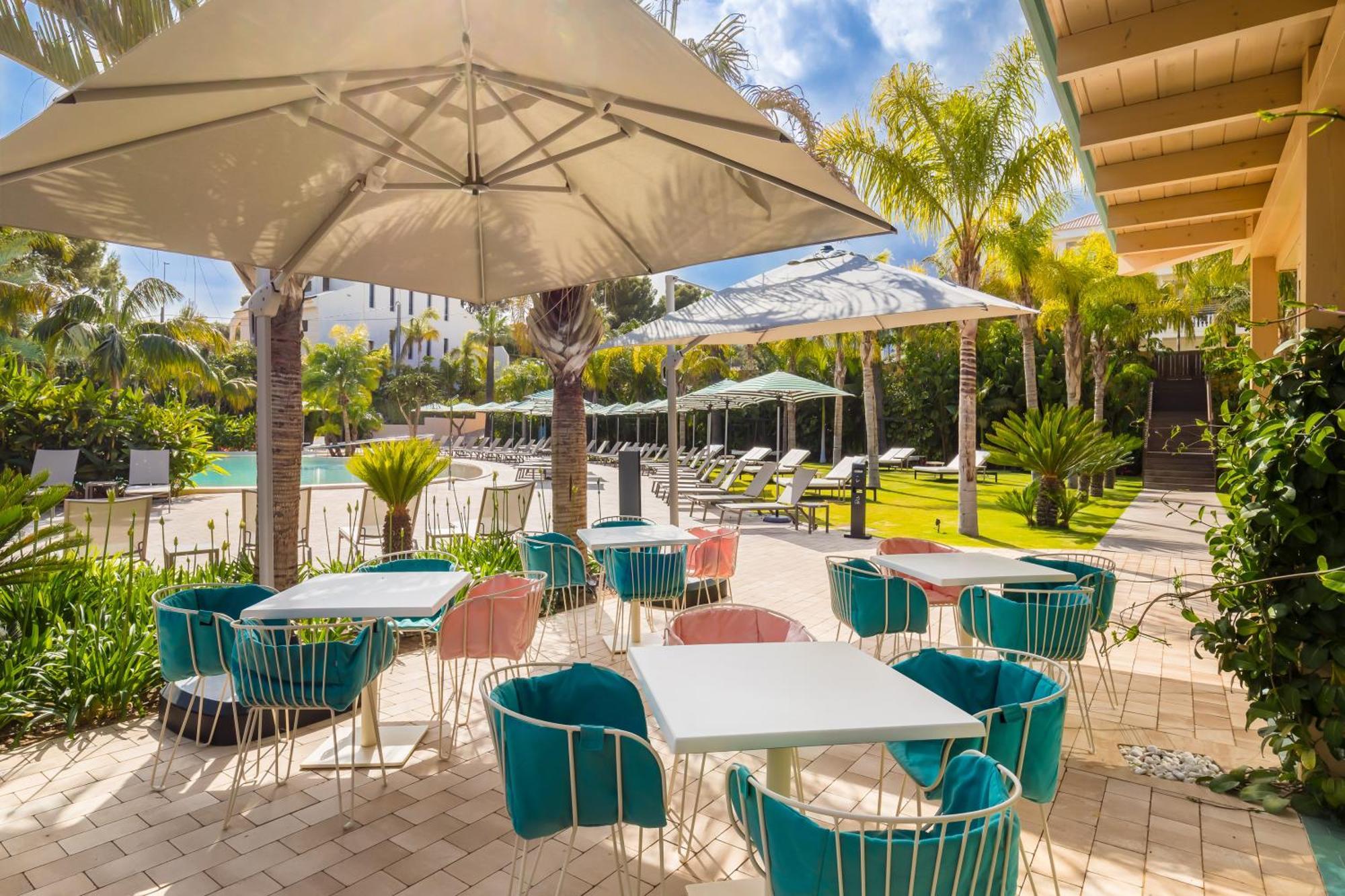 Hotel Barcelo La Nucia Palms Esterno foto The pool at the W South Beach